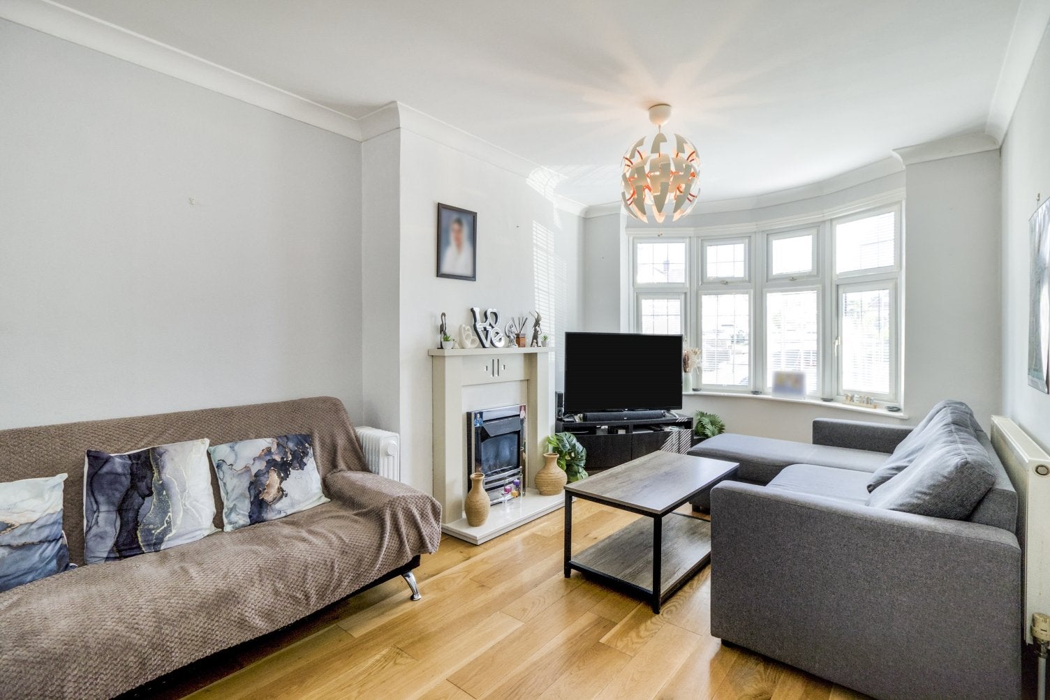 House Cavendish Avenue in Greater London