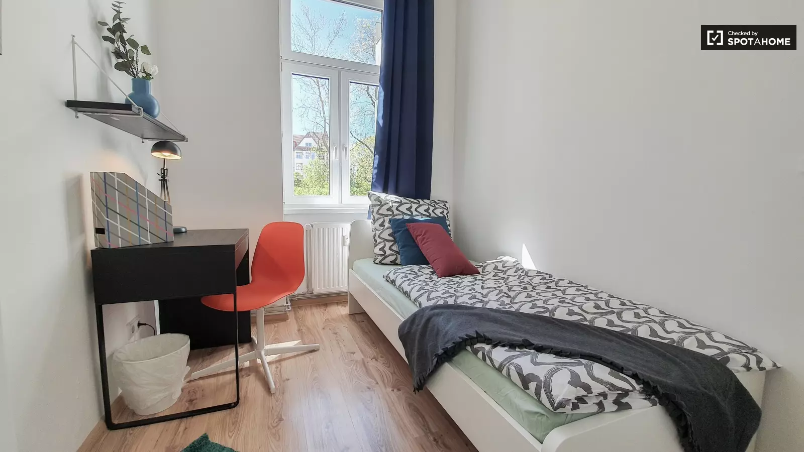 Wohnung Franz-Mehring-Platz in Berlin
