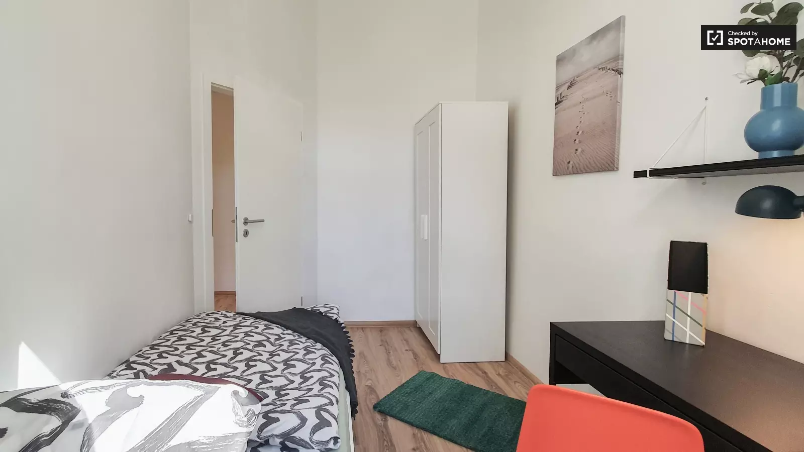 Wohnung Franz-Mehring-Platz in Berlin