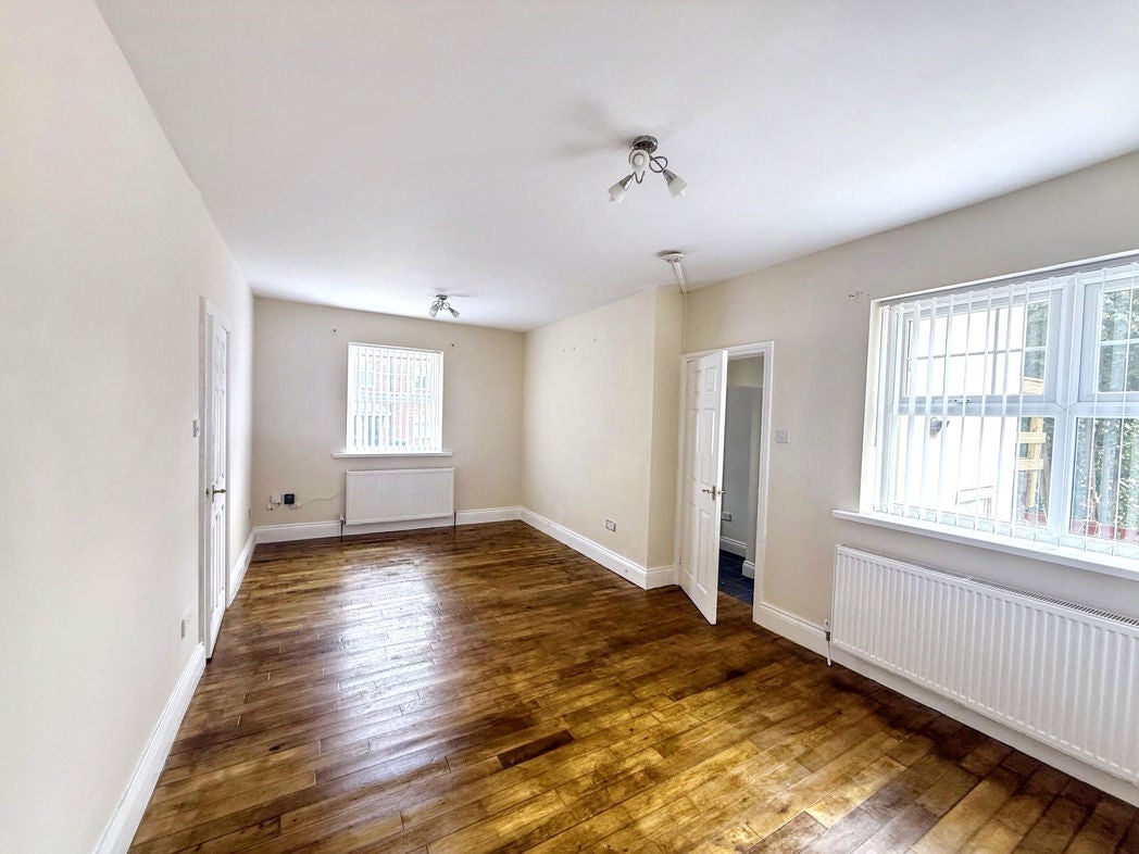 Flat Egerton Street in Newcastle upon Tyne