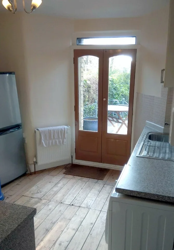 Flat Erlanger Road in Greater London