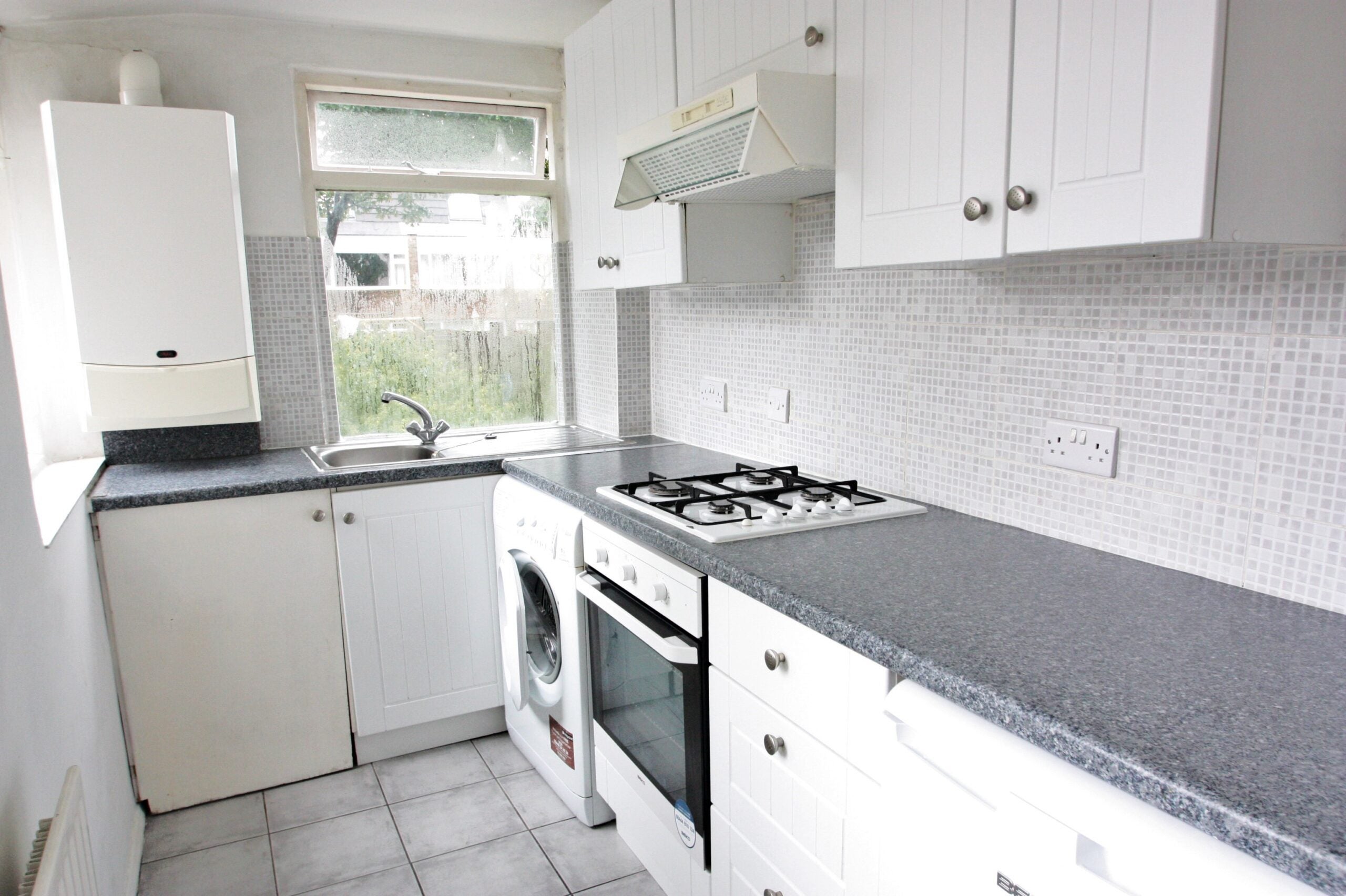 Flat Eldon Park in Greater London
