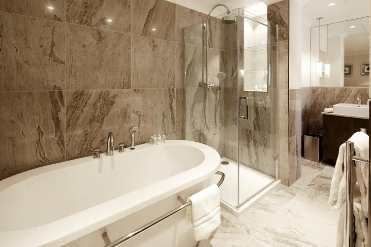 Flat Kensington Road in City of Westminster