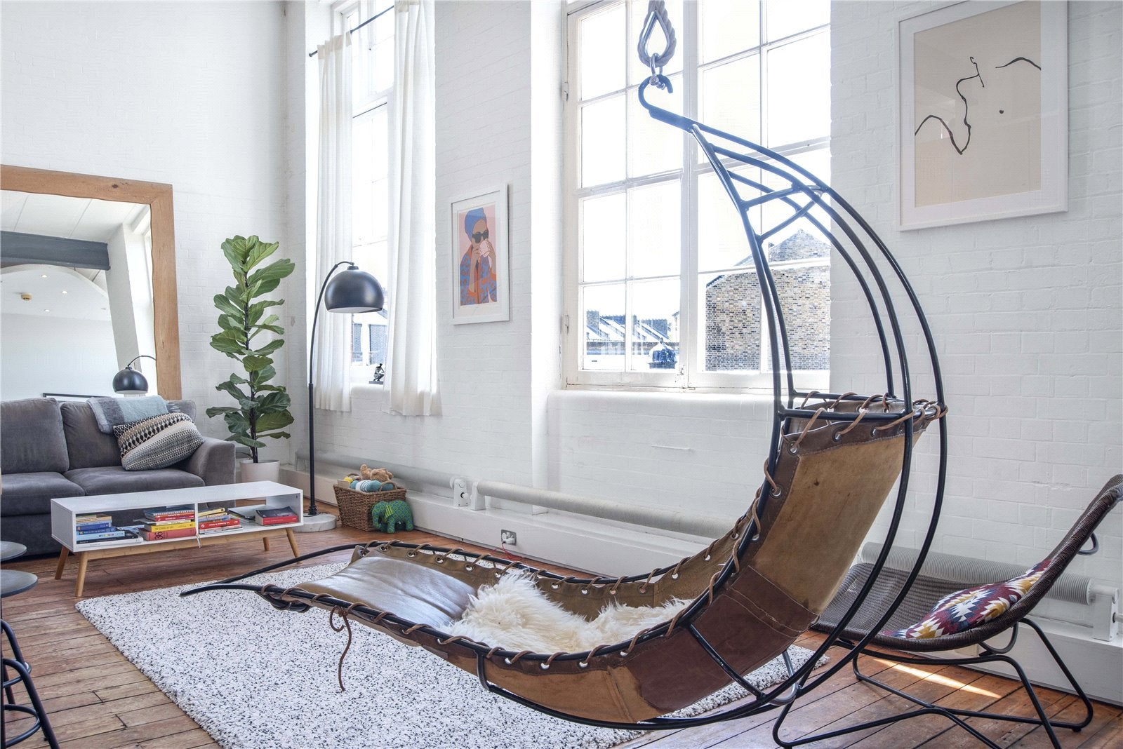 Flat Searles Road in Greater London
