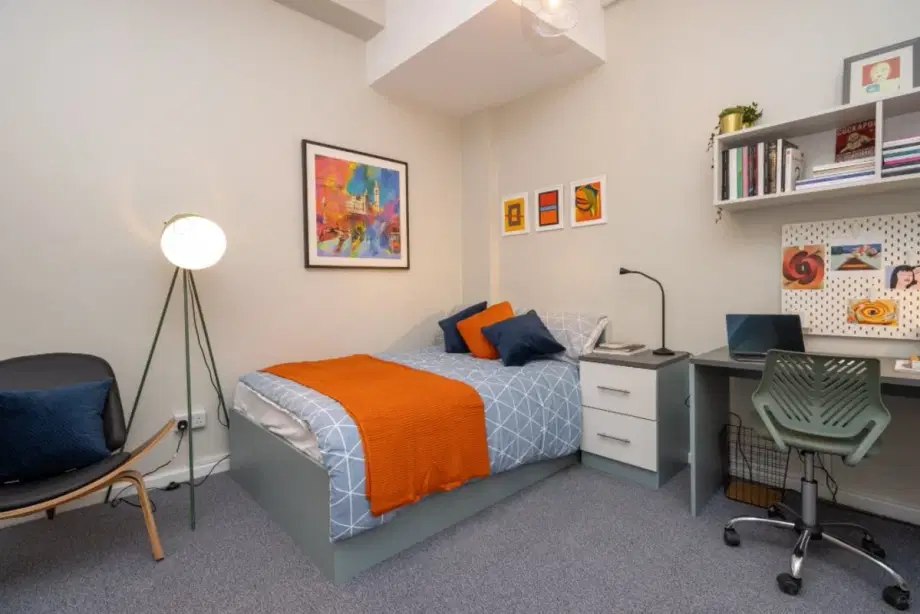 Flat Medway Street in City of Westminster