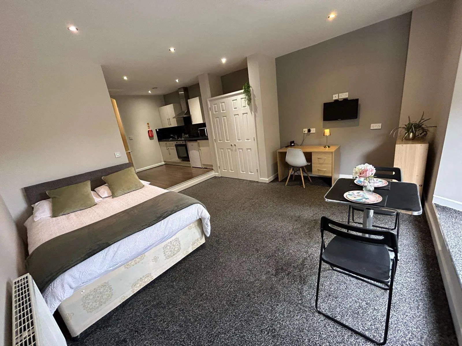 Flat Saint James Row in Sheffield