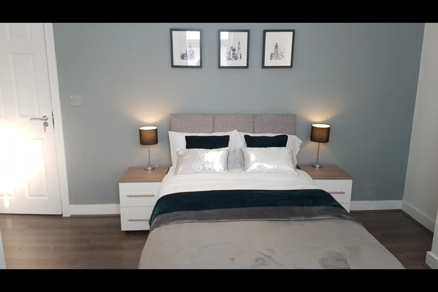 Room Carlingford Road in Ashfield