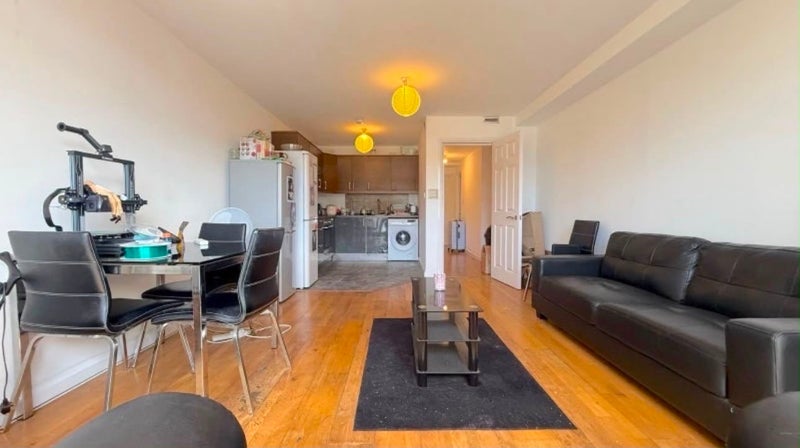 Room Trafalgar Road in Greater London