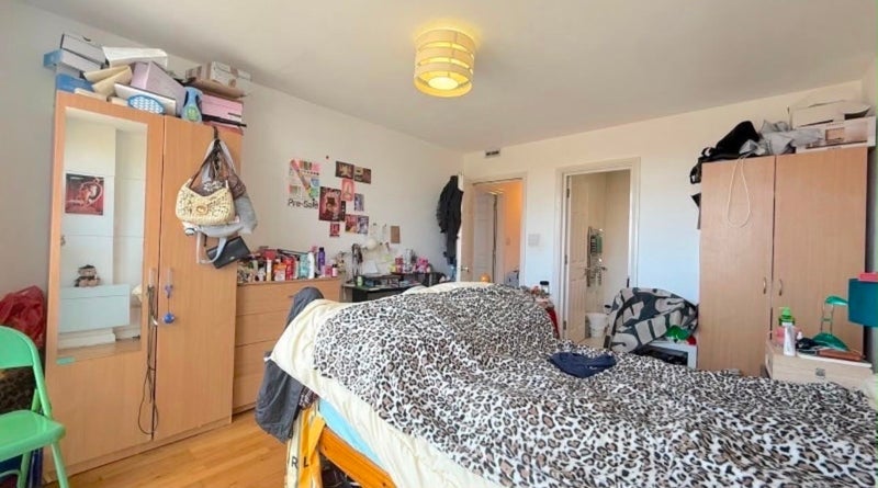 Room Trafalgar Road in Greater London