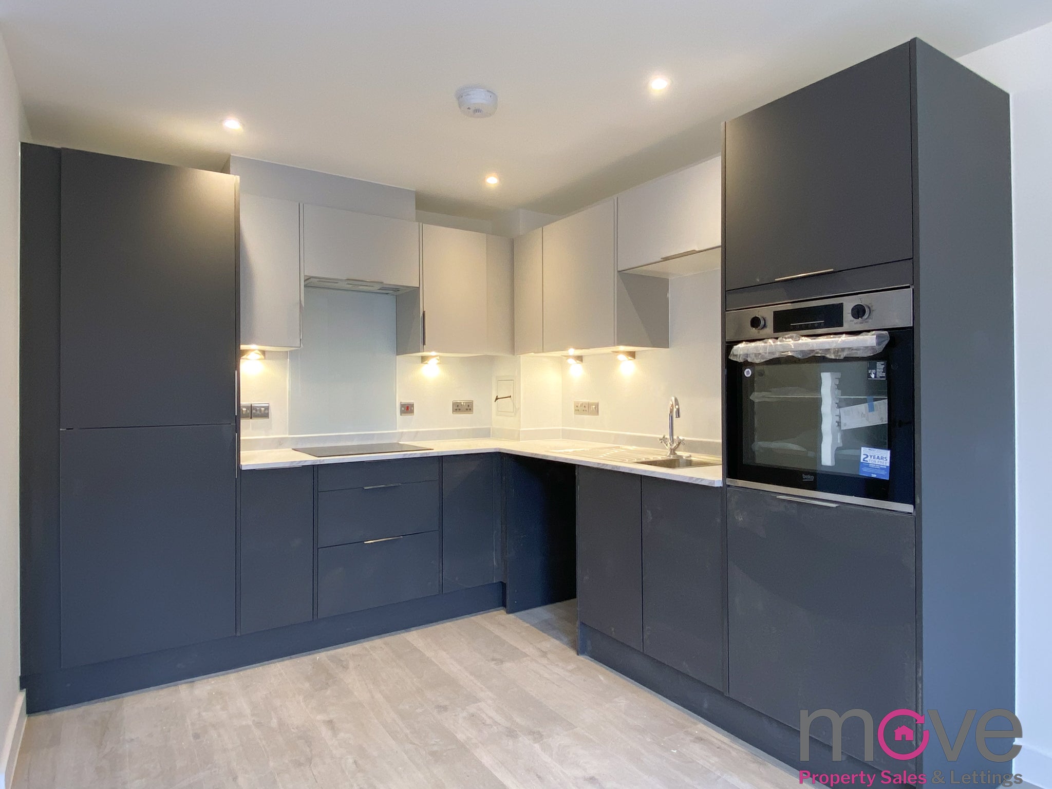 Flat Llanthony Road in Gloucester