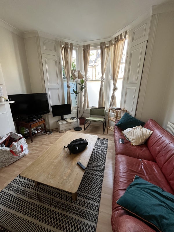 Room Brighton Road in Greater London
