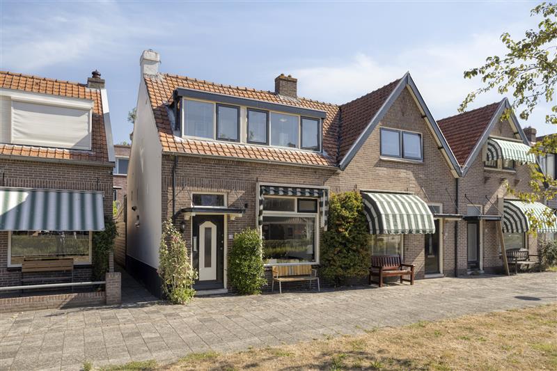 Huis Hooftplein 15 in Alkmaar