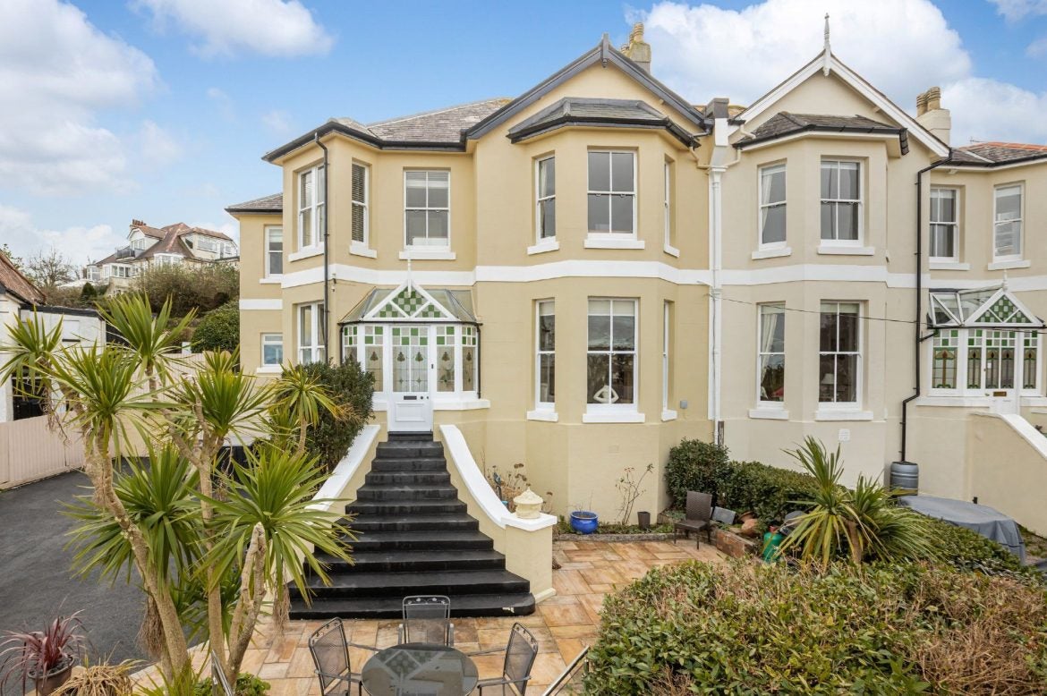 House Lincombe Drive in Torquay