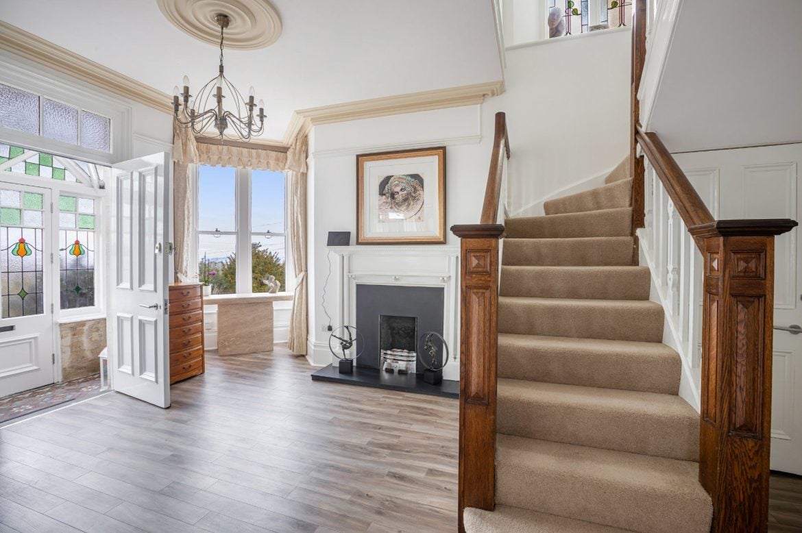 House Lincombe Drive in Torquay