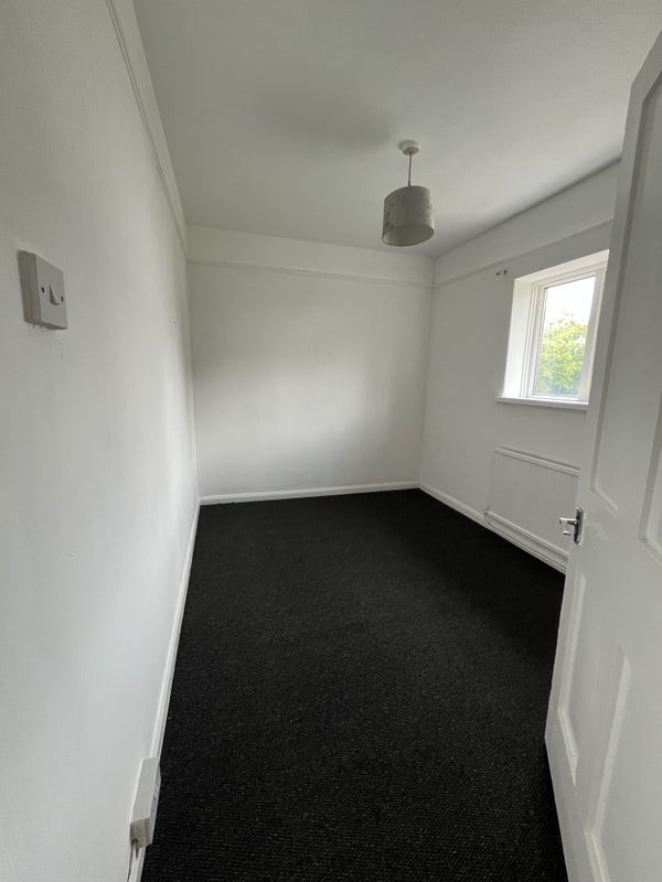 Room Pilton Place in Cardiff