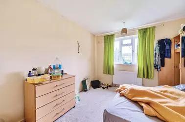 Room Murray Square in Greater London