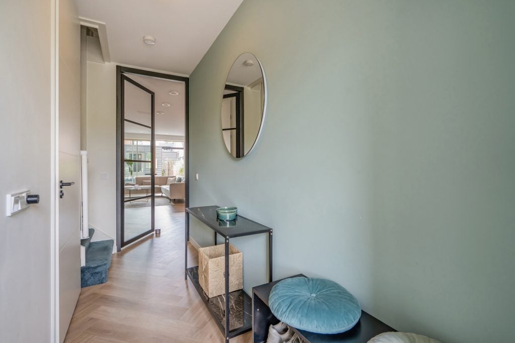 Tussenwoning te koop: Frogersingel 8, Delft