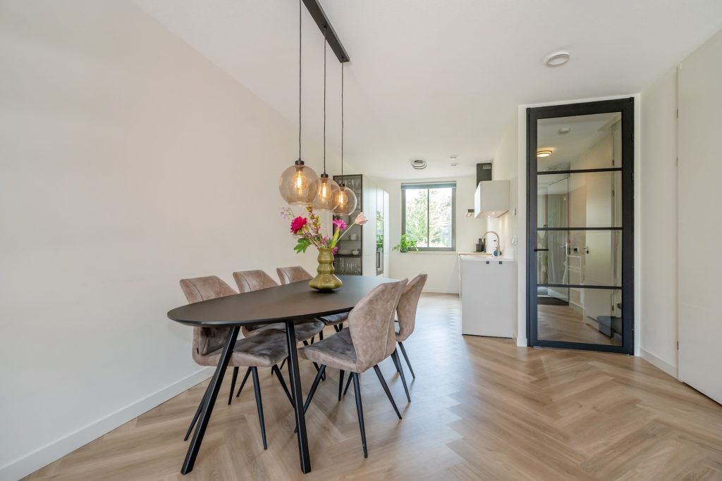 Tussenwoning te koop: Frogersingel 8, Delft