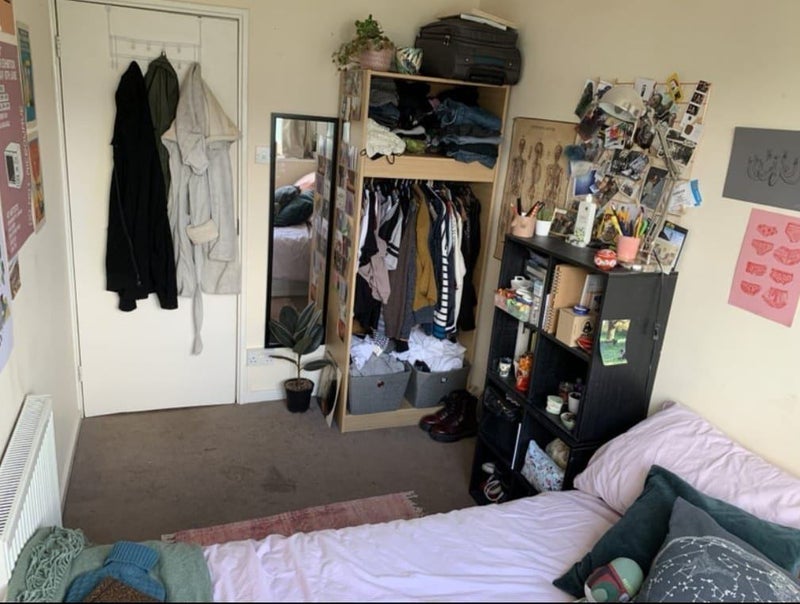 Room Harpley Square in Greater London