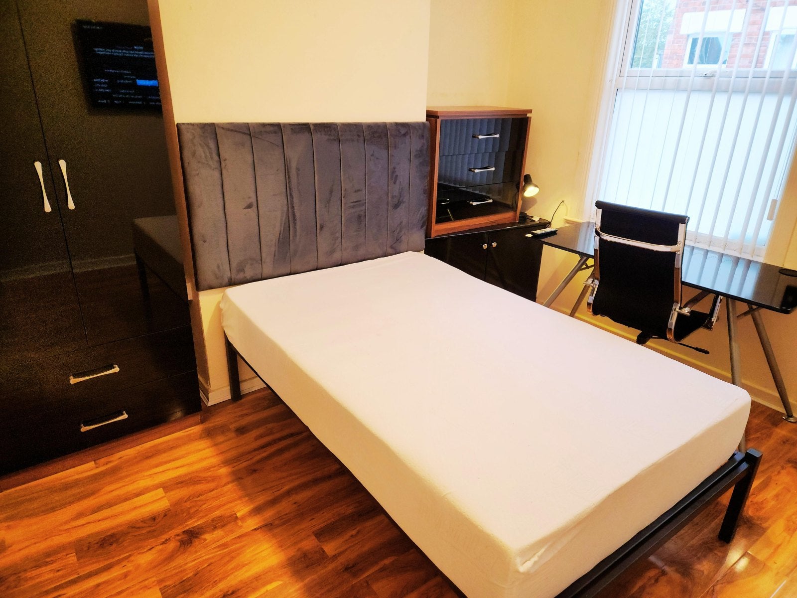 Room Ashby Road in Charnwood