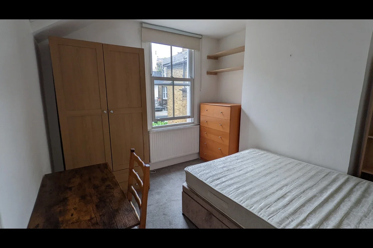 Room Ingelow Road in Greater London