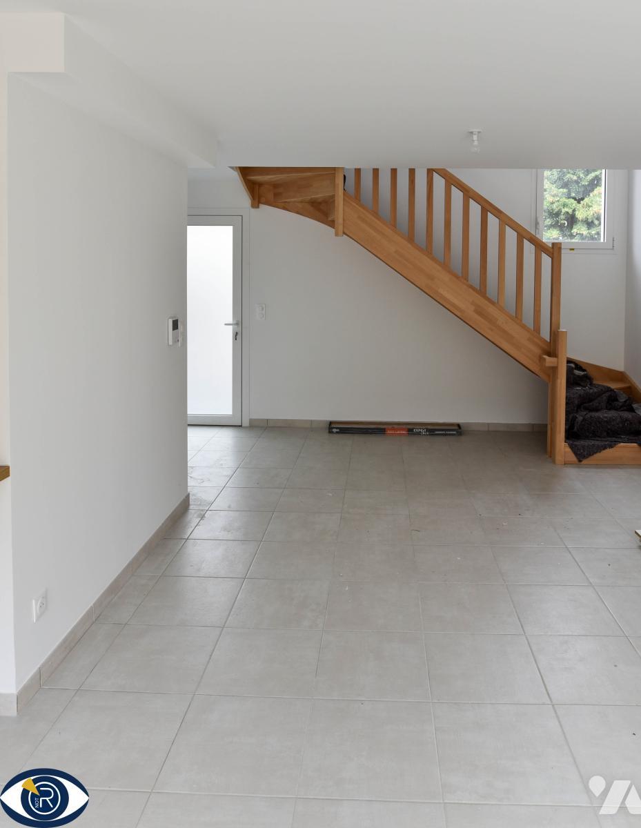 Maison Rue Noémie Hamard à Laval