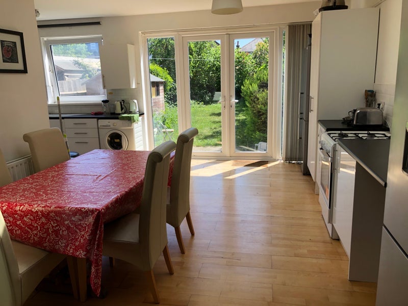 Room Newquay Road in Greater London