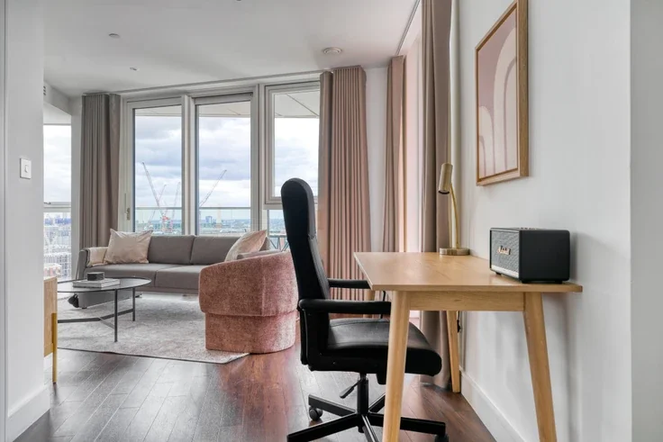 Flat Wandsworth Road in Greater London