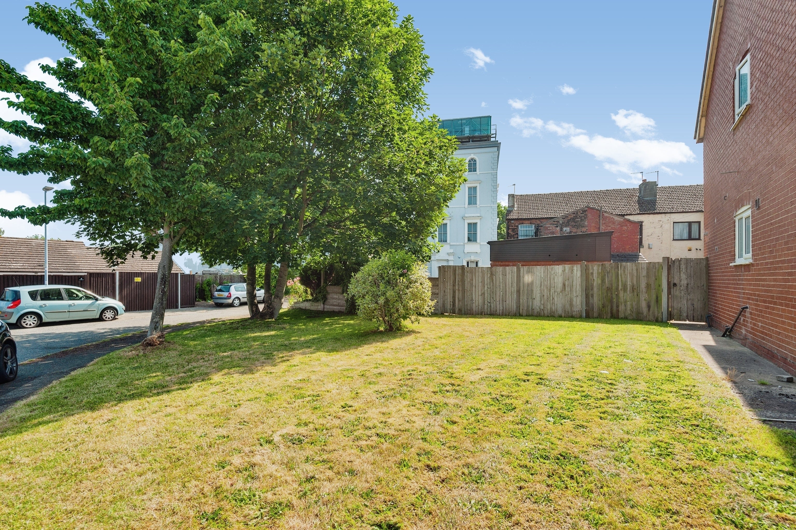 Flat Chidlow Close in Widnes