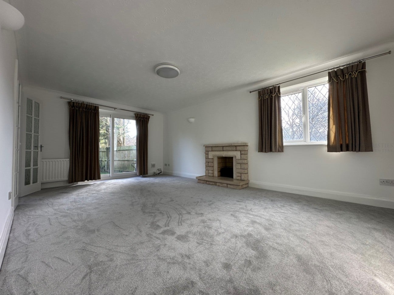House Fairacres in Reigate and Banstead