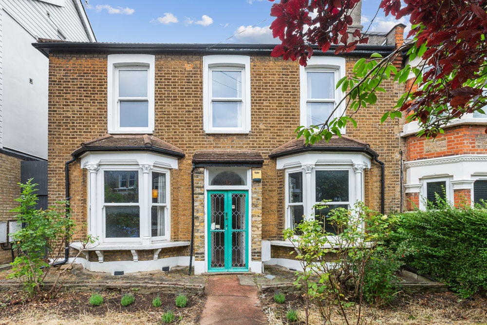 House Wallwood Road in Greater London