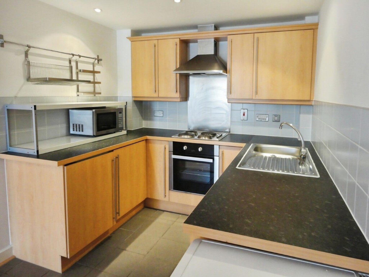 Flat Ingram Row in Leeds
