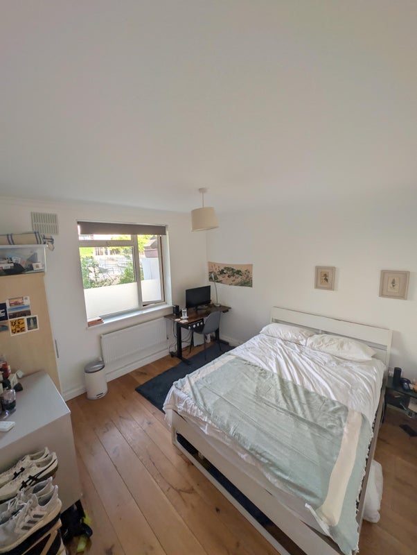Room Collier Street in Greater London