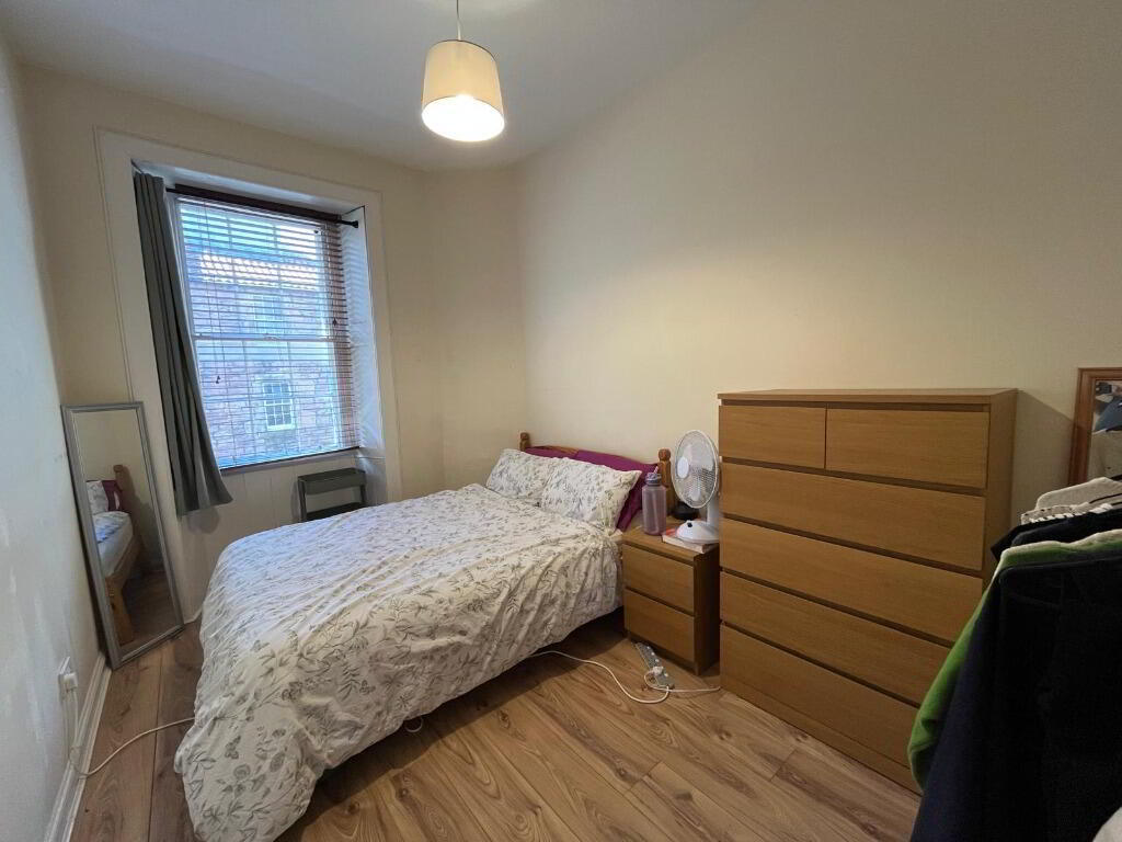 Flat New Mart Road in City of Edinburgh
