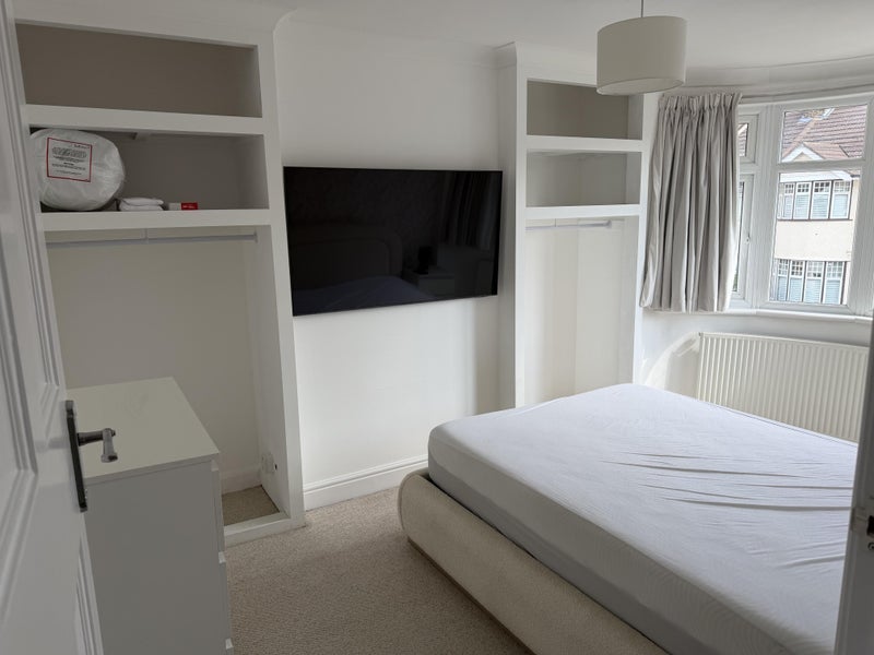 Room Alpha Road in Greater London