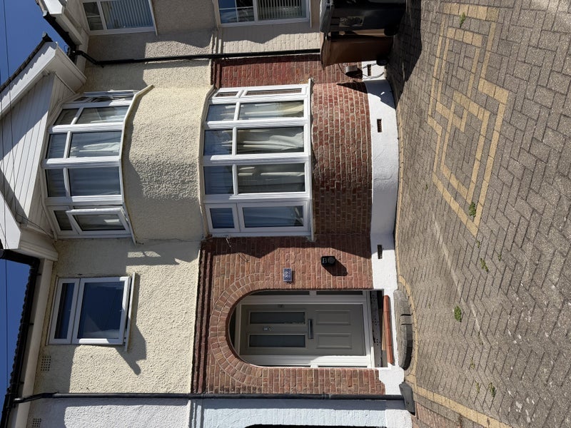 Room Alpha Road in Greater London