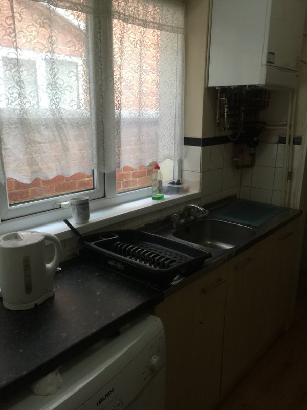 Room Station Street West in Coventry
