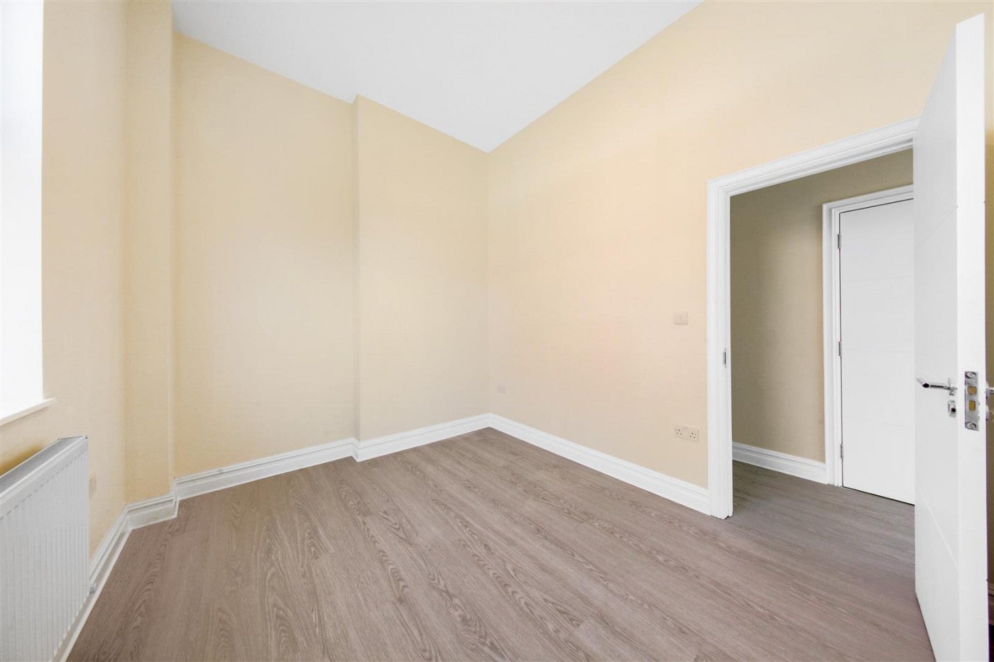 Flat Dalston Lane in Greater London