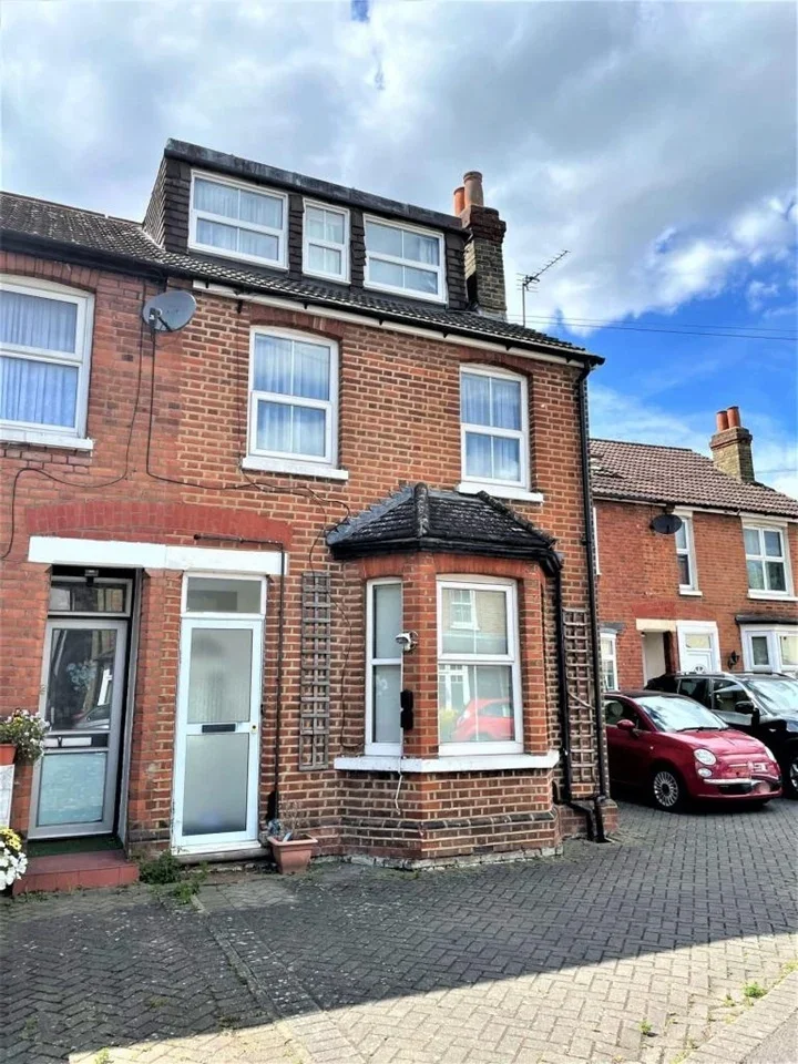 House King's Road in Slough