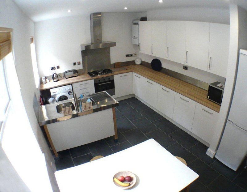 Room Sneinton Dale in Nottingham