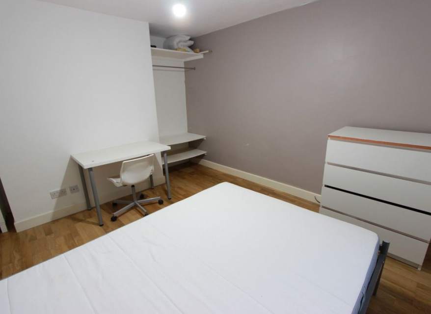 Room Goldings Crescent in Welwyn Hatfield