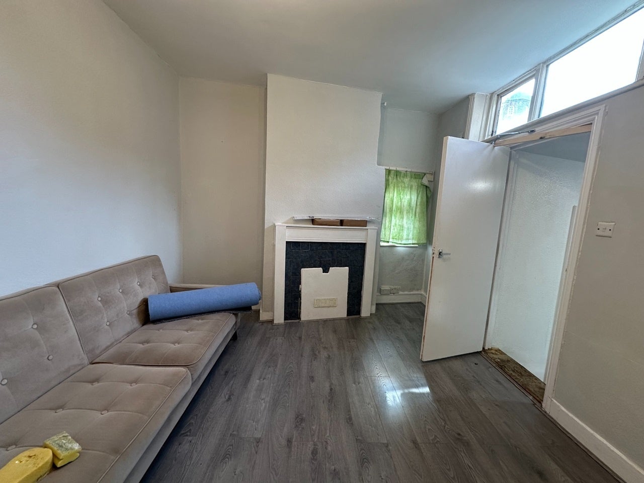 Flat Etherley Road in Greater London