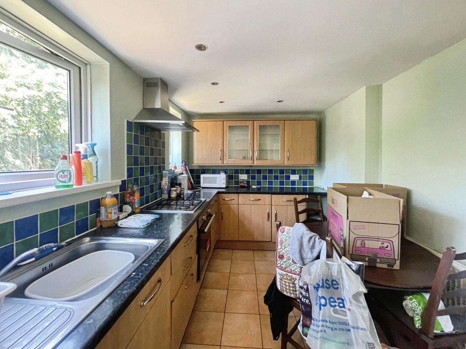 Flat Trotsworth Court in Borough of Runnymede