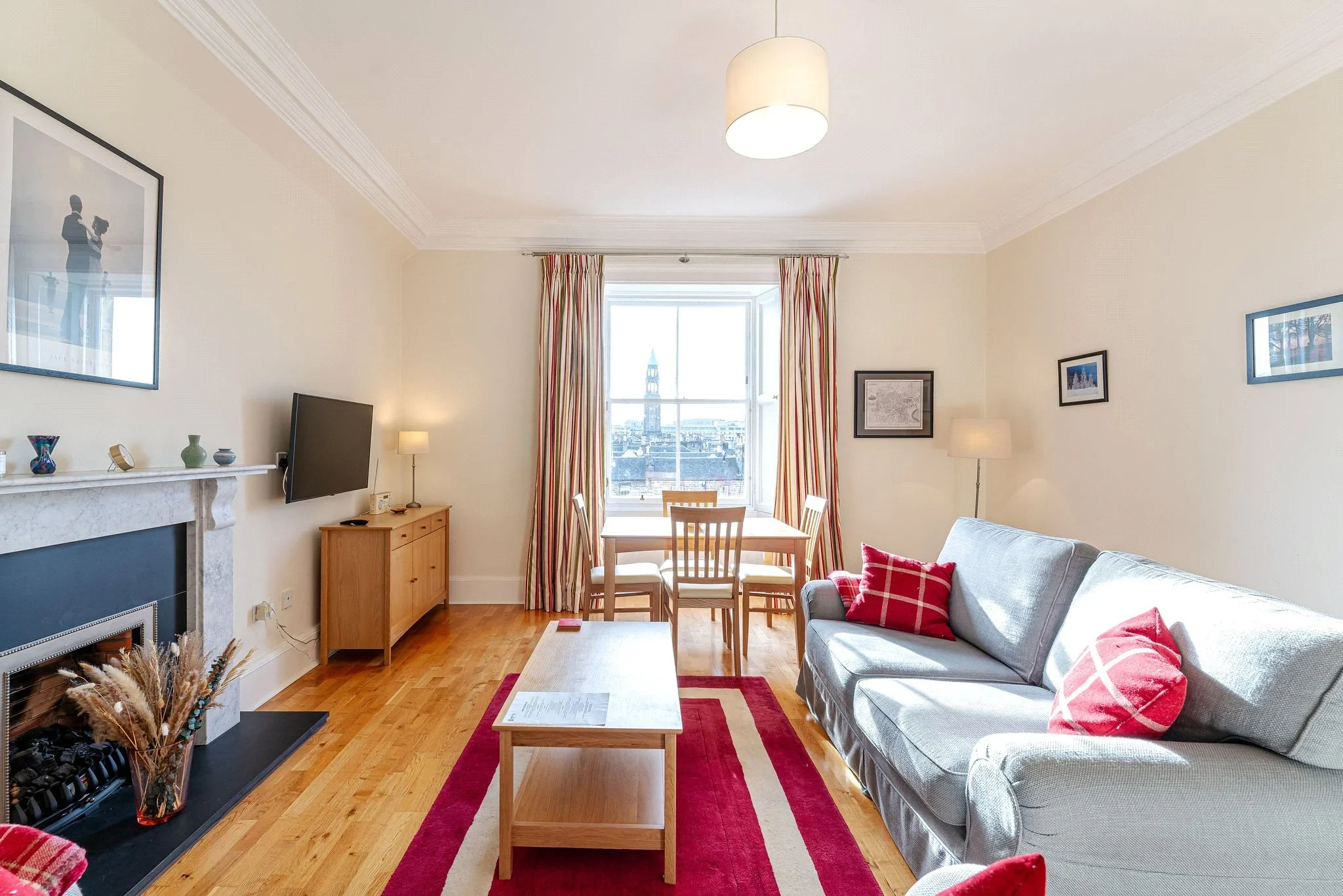 Flat Drumsheugh Gardens in City of Edinburgh