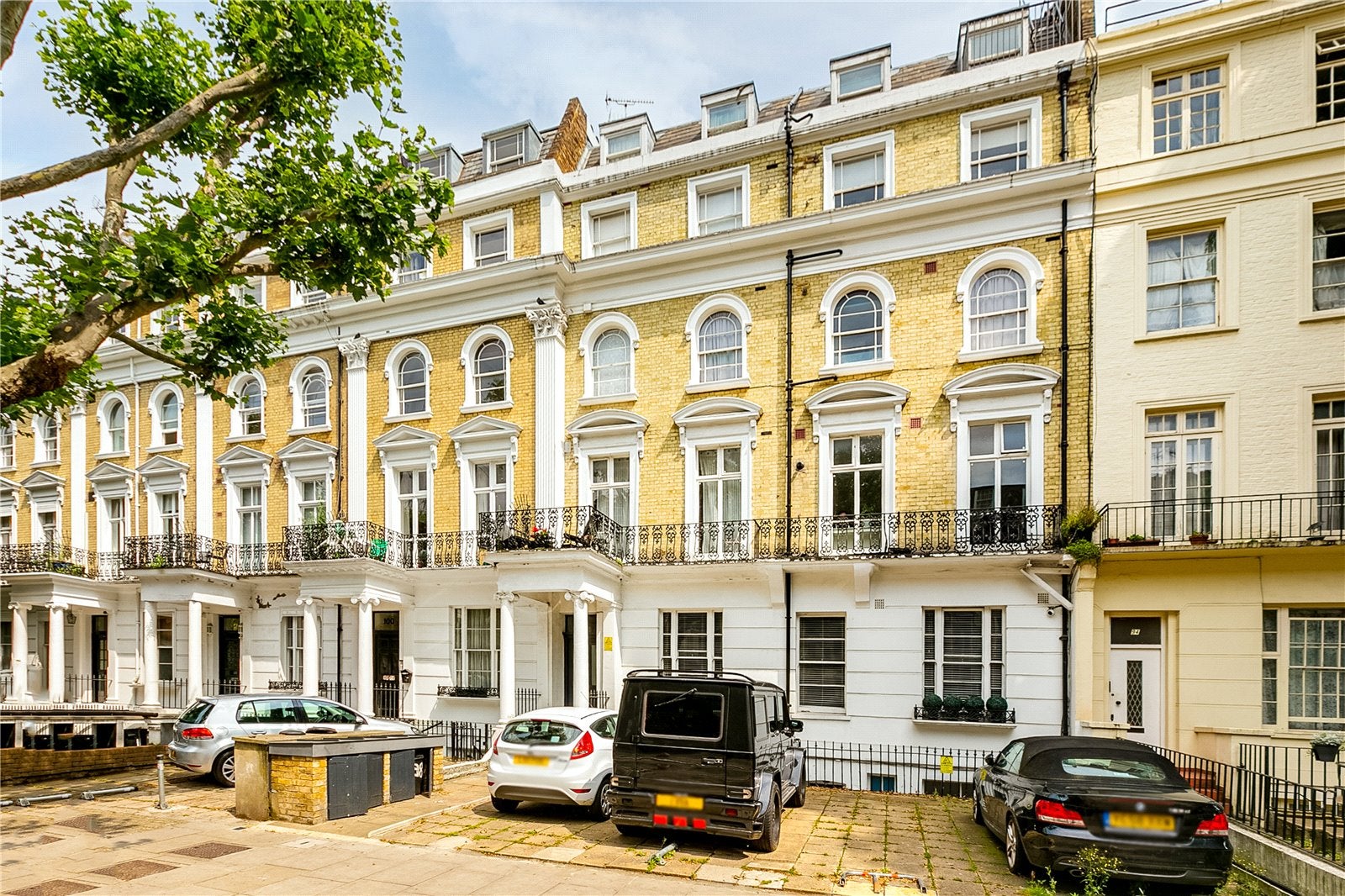 Flat Inverness Terrace in City of Westminster