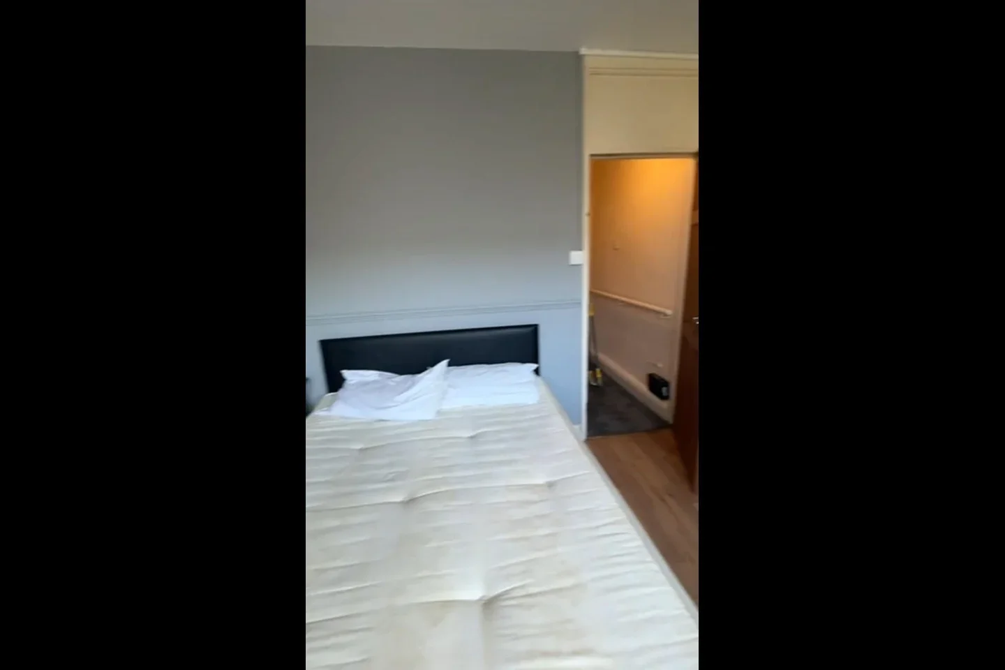 Room Galbraith Street in Greater London