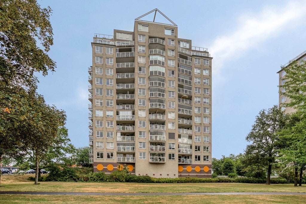 Appartement te koop: Maasboulevard 145, Schiedam
