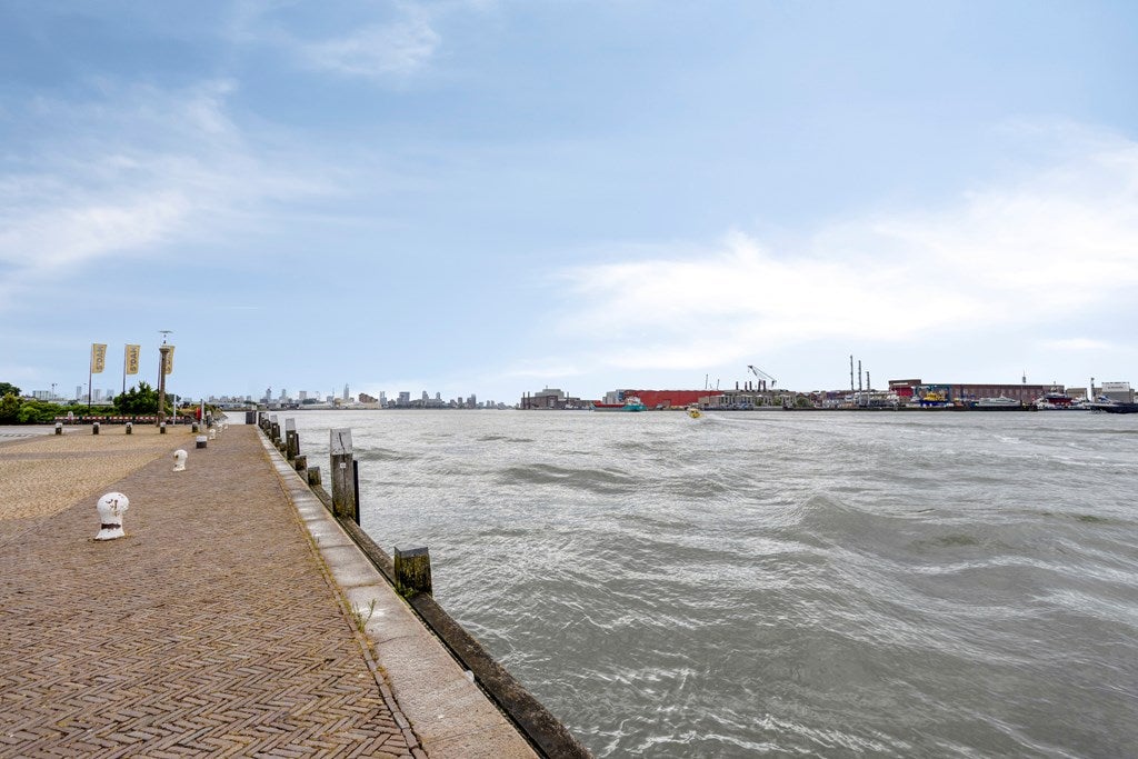 Appartement te koop: Maasboulevard 145, Schiedam