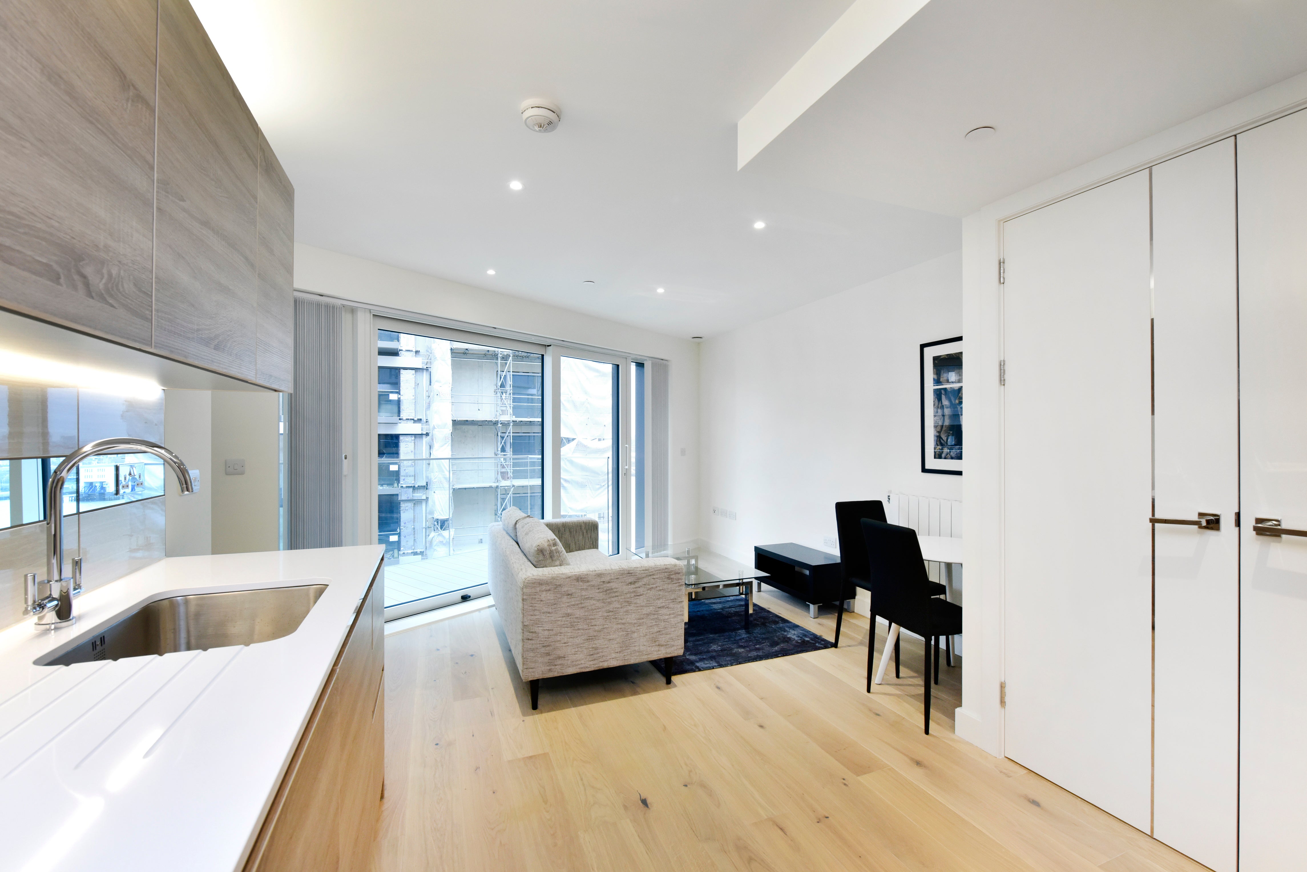 Flat Duke of Wellington Avenue in Greater London