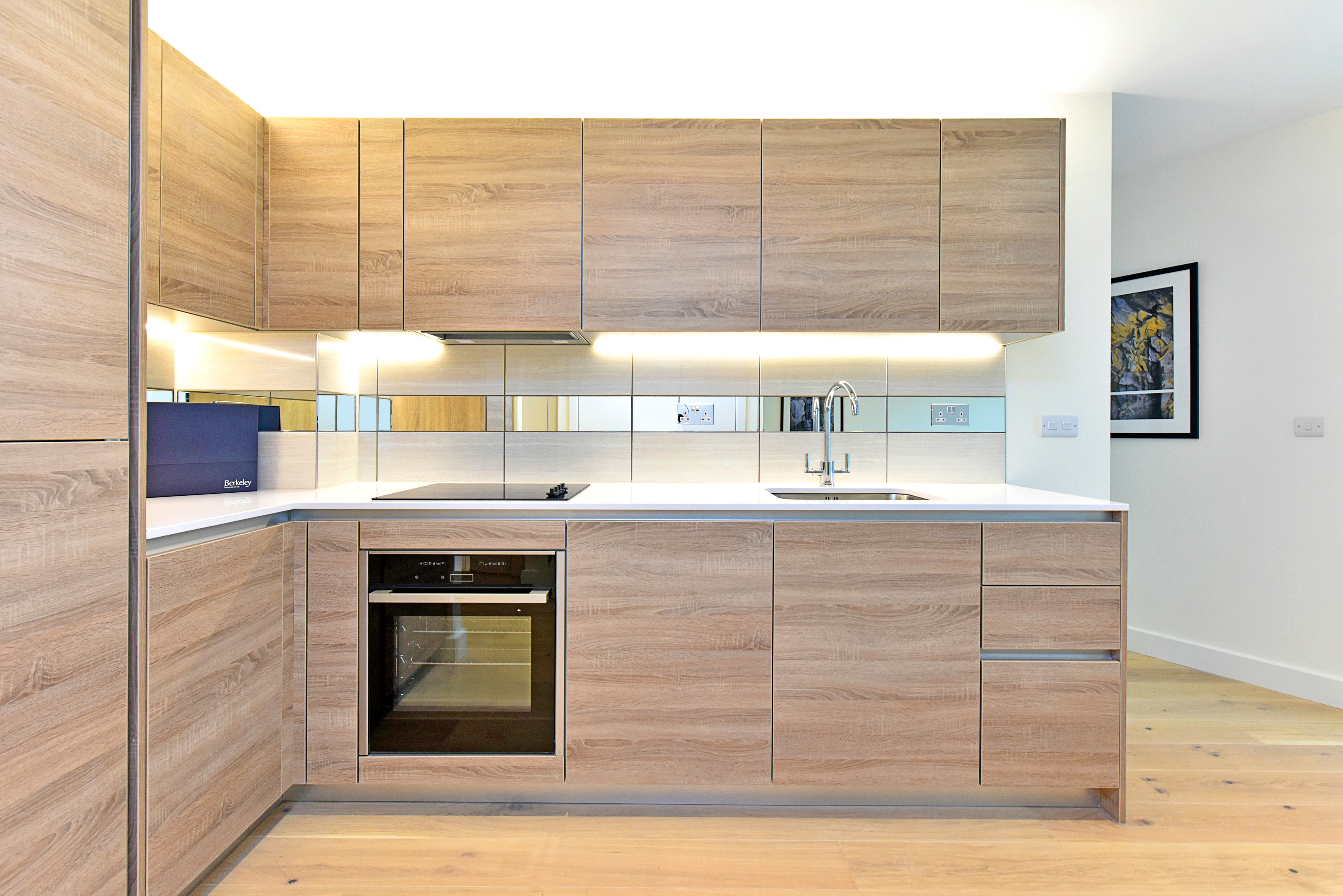 Flat Duke of Wellington Avenue in Greater London